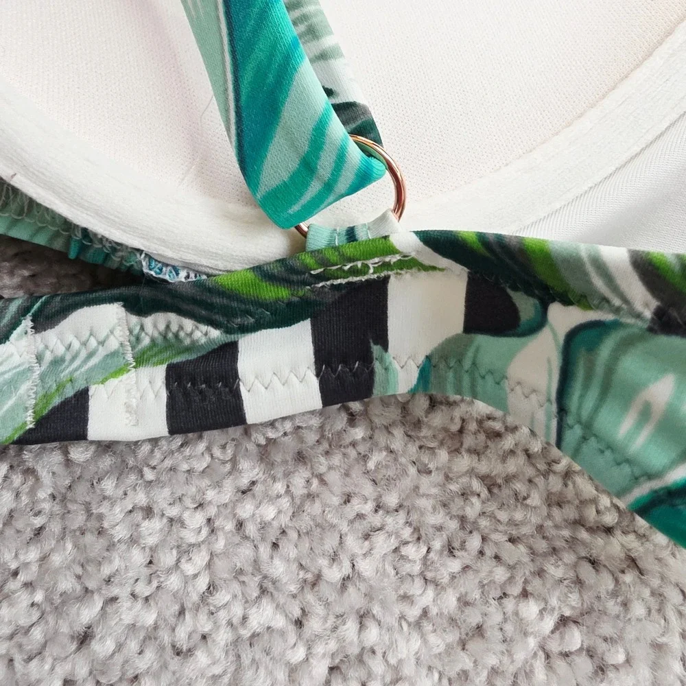 Shade & Shore Bikini Top Womens‎ 32B Green Tropical Palm Striped Underwire Beach